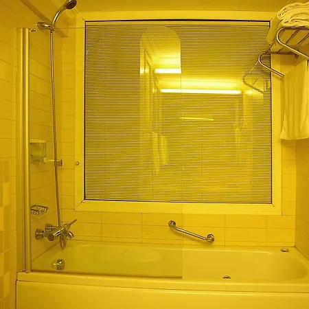 فندق بيروسا