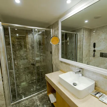 بيروسا 4* بورصة