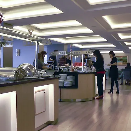 فندق بيروسا 4*