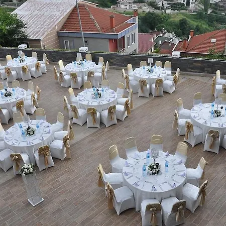 بيروسا فندق