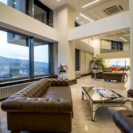 بيروسا فندق 4*