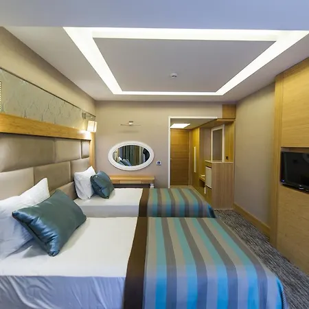 فندق بيروسا 4*